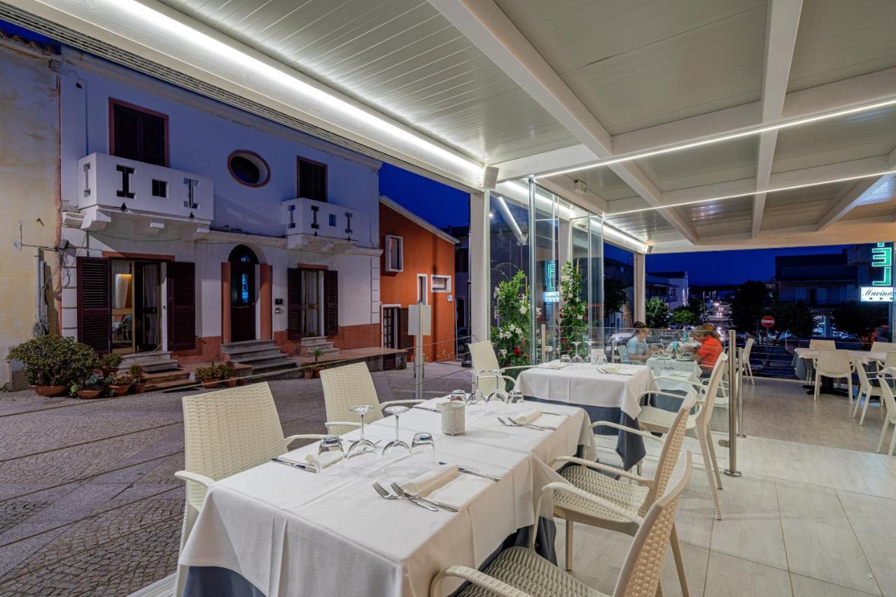 Hotel Marinaro Санта Тереза Галура Екстериор снимка